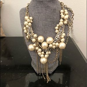 Twisty pearl statement necklace